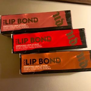 Urban Decay lip bond
